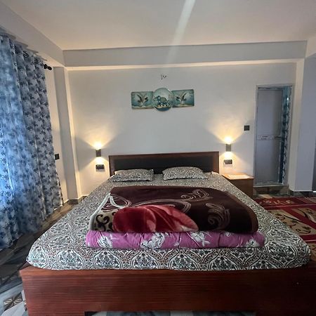 Pradhan Homestay Mirik - Homestay Beside Mirik Lake Exterior photo
